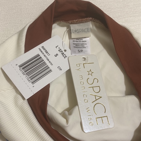 L*SPACE Women's FRENCH BOTTOM BITSY Ribbed Bikini Bottom Size S - Picture 3 of 3